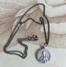 Médaille Religieuse Pendentif