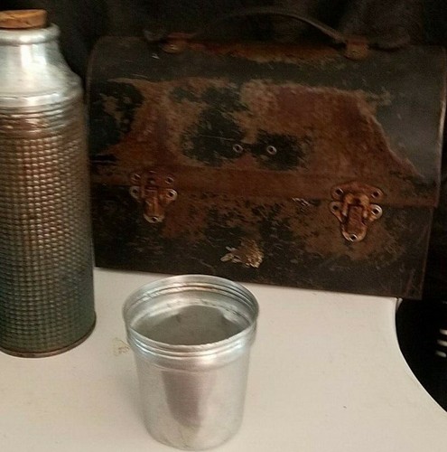 Rare vtg green - rare, metal