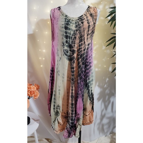 Henna vtg embroidered tie - henna,