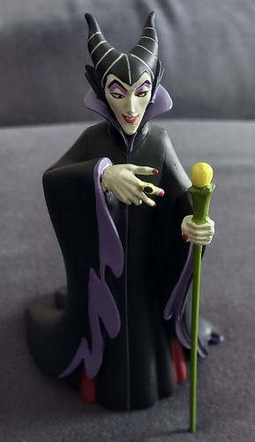 Figurine maléfique résine - figurine,