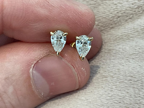 Boucles oreilles puces - boucles,