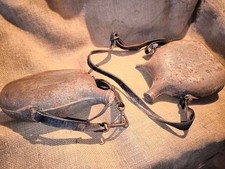 lot 2 gourdes 2 L : 1877 +