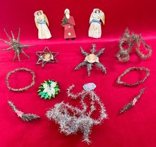 Lot anciennes décorations de Noël guirlandes sujets de décoration