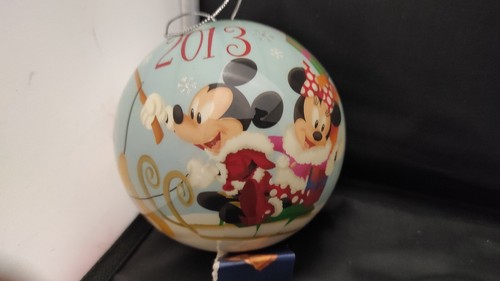 Boule disney pour sapin - boule,
