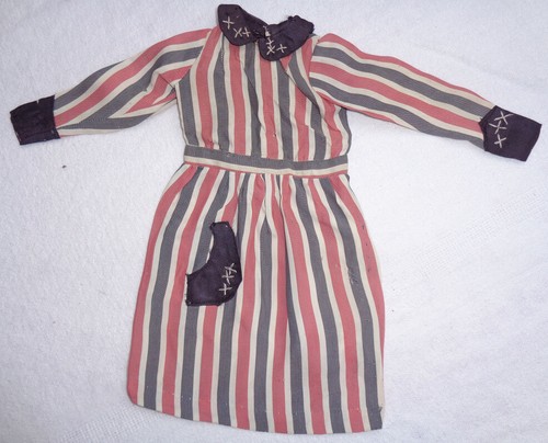 Jolie robe ancienne pour