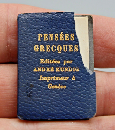 Petit livre minuscule format - petit,
