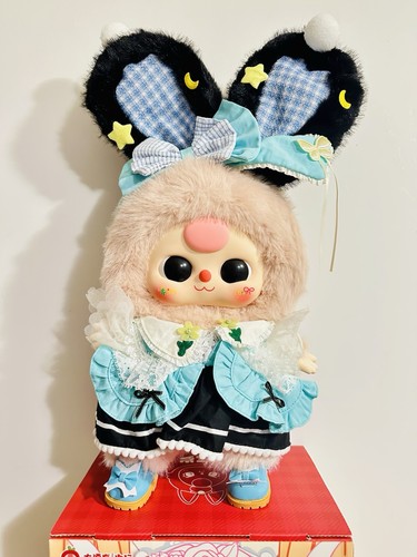 Peluche baby three - 🎀, 400%