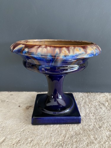 Coupe sur pied - ronde, ancienne