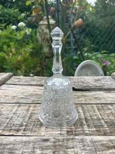 Clochette de table -  Baccarat  ? Diamants Pierreries