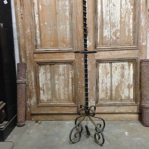 Pied lampe fer - pied,