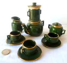 ANCIENNE DINETTE DE POUPÉE