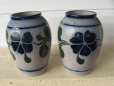 2 VASES Gravé Main OBER