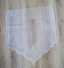 4 petits panneaux de voilage à terminer