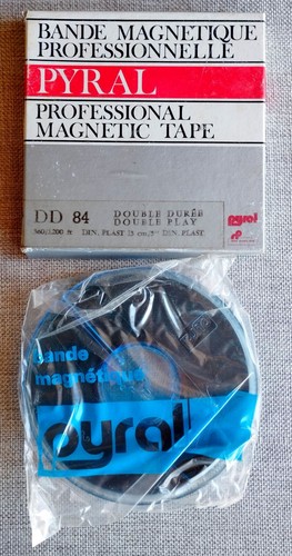 Reel tape pyral - reel,