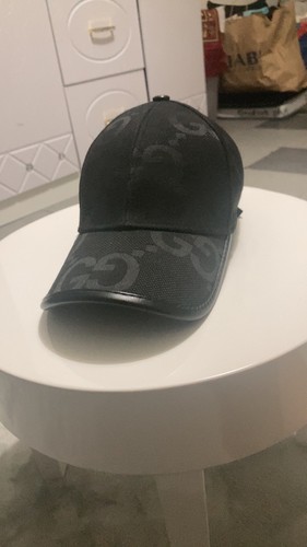 Gucci cap casquette neuve - cap,