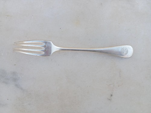 Ancien objet marine couvert - de,