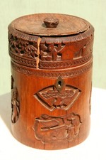 ancienne boite à thé en bois