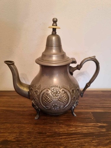Théière marocaine vintage