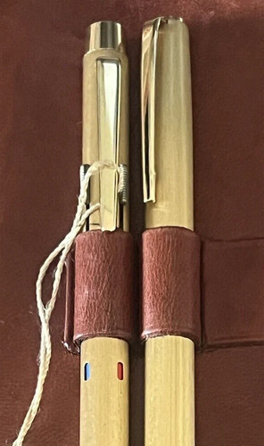 Stylo bille couleurs - à,