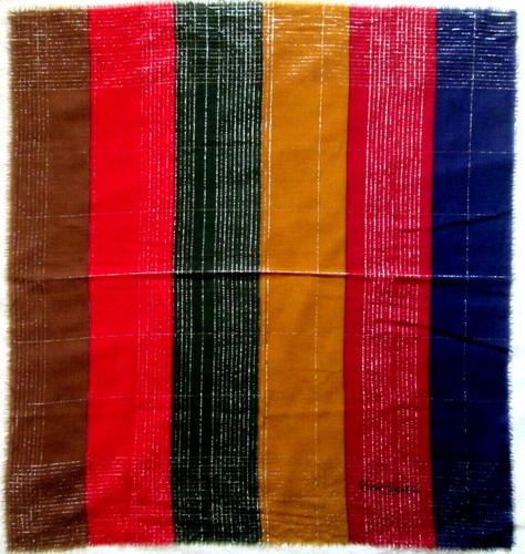 Superbe foulard pierre - -superbe,