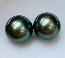 Pair 7-8mm natural south sea