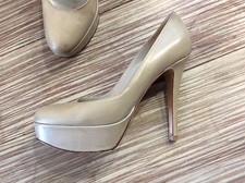 Superbe escarpins cuir gris clair Gianvito Rossi 36,5
