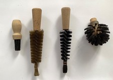 LOT N° 2 -  4  BROSSES  et