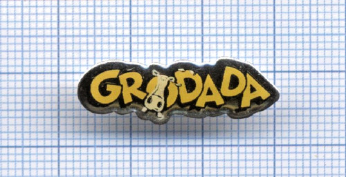 Ancien pin revue disparue - ancien,