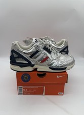 Size 8.5 - adidas ZX 9000