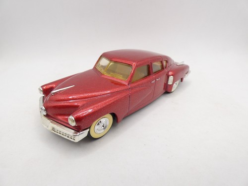Tucker torpedo 1948 dinky - tucker,