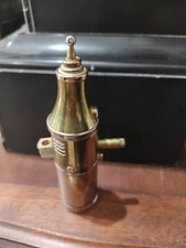 Briquet Ancien A Essence  forme fusée a système