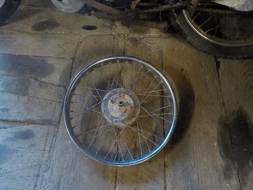 Roue avant motobecane - roue,