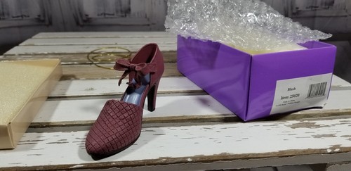 Just the right - the, shoe