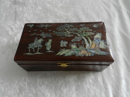 Jolie coffret boite - , en