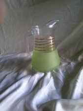 Carafe en verre granité