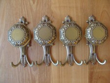 LOT DE 4 ANCIENNES PATÈRES EN BRONZE ANCIENNE PATÈRE