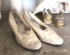 Anciennes Chaussures De