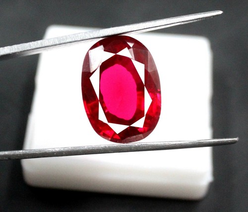 Rubis rouge 45ct - 32.45ct, clarté
