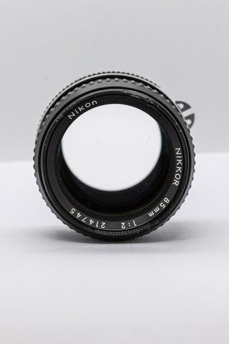 Nikkor 85mm - , f2