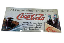 Enseigne En Tôle Coca--Cola Boisson Aux Fontaines Ou En Bouteille 45x22cm