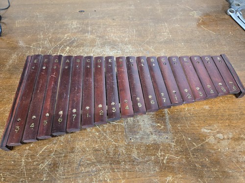 Vintage note wooden - note,