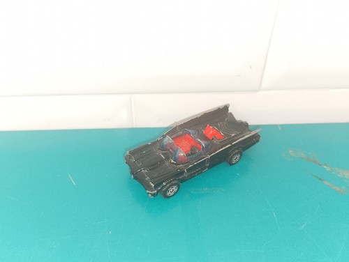 2306256 voiture corgi - ,