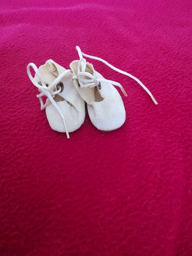 Chaussure poupee ancienne - chaussure,