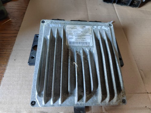 Calculateur moteur renault - calculateur,