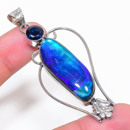 Pendentif pierre précieuse