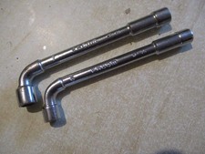 2 clé à pipe serie 75 6 et 7