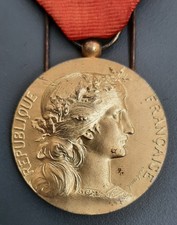 Médaille vermeil (argent massif)  Société Industrielle de l'Est Travail ORIGINAL