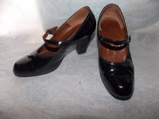 Ancienne paire chaussure - ancienne,