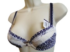 BARBARA SOUTIEN GORGE PUSH UP