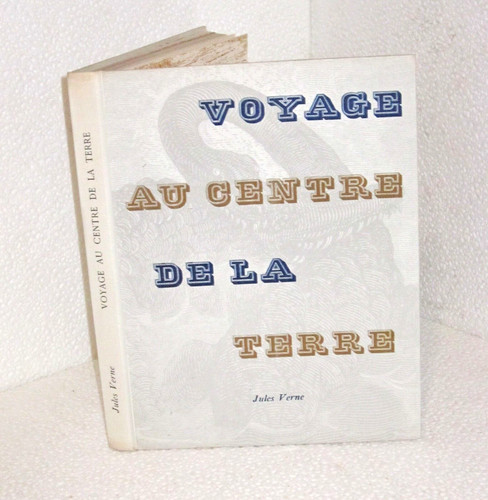 Voyage centre la terre - au, de